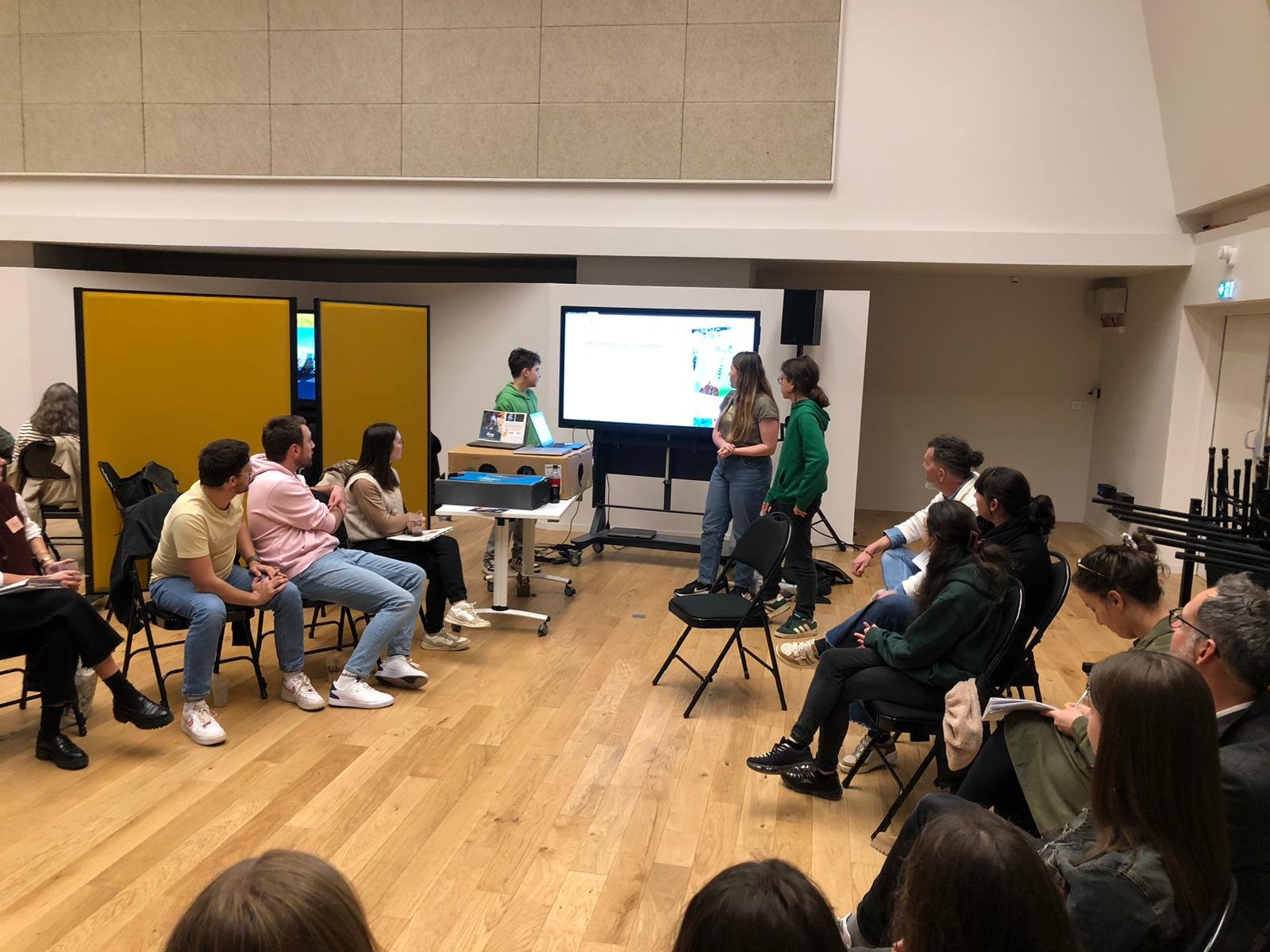 Présentation des activité de l'association - Le Quarante, Laval