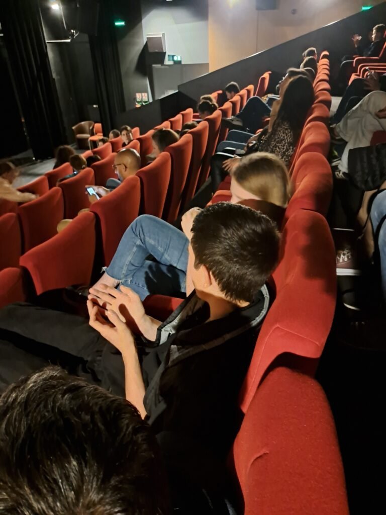 Cinéma L'Avant-Scène, Laval